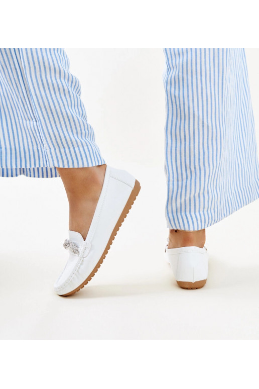 Weiße Mokassins mit Zirkonien Adiba