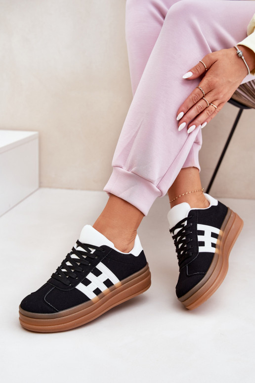 Sneakers Stilvollllschuhe Feminin mit einer Plattform schZuarze Farbe Syliyana Sneakers Stilvollllschuhe Feminin mit einer Plattform schZuarze Farbe Syliyana