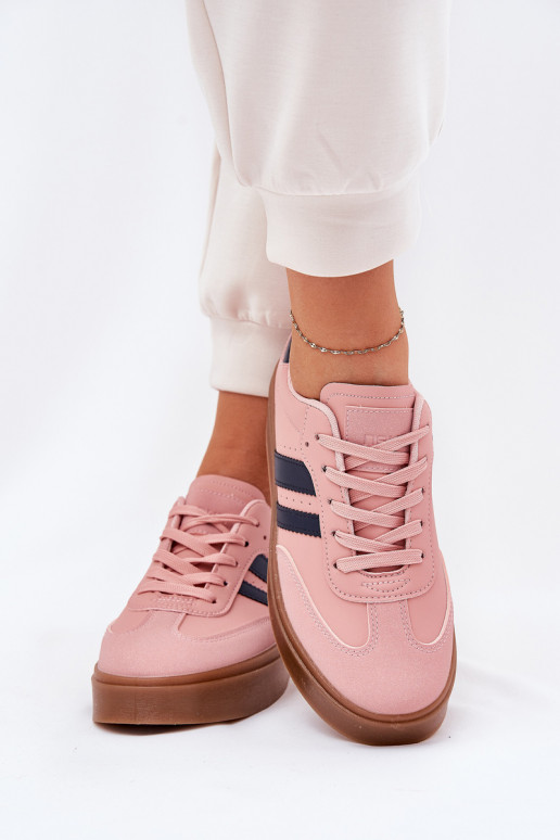 Sneakers Stilvollllschuhe Feminin mit einer Plattform aus Öko-Leder pinke Farbe Ediriella