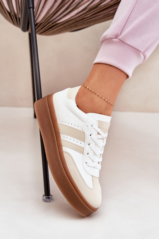 Chaussures modèle baskets Féminin avec une plateforme en cuir écologique beige-couleur blanche Ediriella Chaussures modèle baskets Féminin avec une plateforme en cuir écologique beige-couleur blanche Ediriella