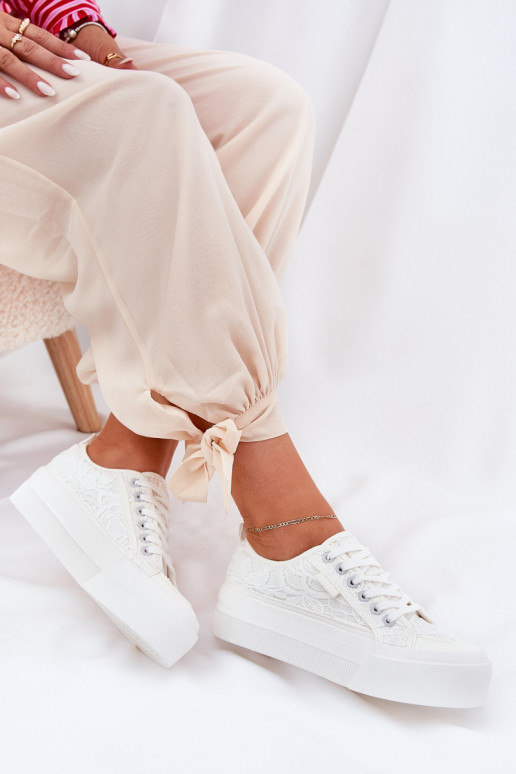 avec des motifs de dentelle Chaussures de loisirs Big Star RR274747 couleur blanche avec des motifs de dentelle Chaussures de loisirs Big Star RR274747 couleur blanche