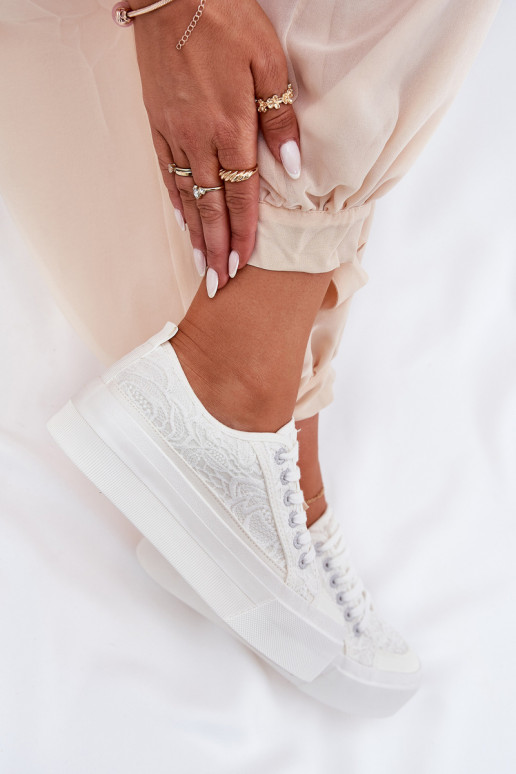 avec des motifs de dentelle Chaussures de loisirs Big Star RR274747 couleur blanche avec des motifs de dentelle Chaussures de loisirs Big Star RR274747 couleur blanche