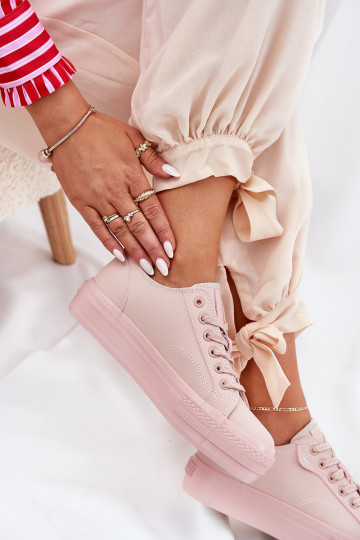 Chaussures de loisirs avec une plateforme en cuir écologique Big Star RR274A294 couleur rose