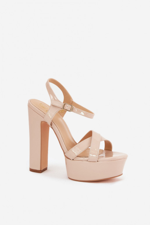 Dames sandalen Op de Hoge Post en platform met lakeffect beige Jovenes
