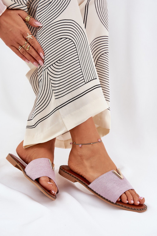 Pantoufles pour femmes avec des talons larges Avec des décorationsi Detalami Couleur violette Saliena Pantoufles pour femmes avec des talons larges Avec des décorationsi Detalami Couleur violette Saliena