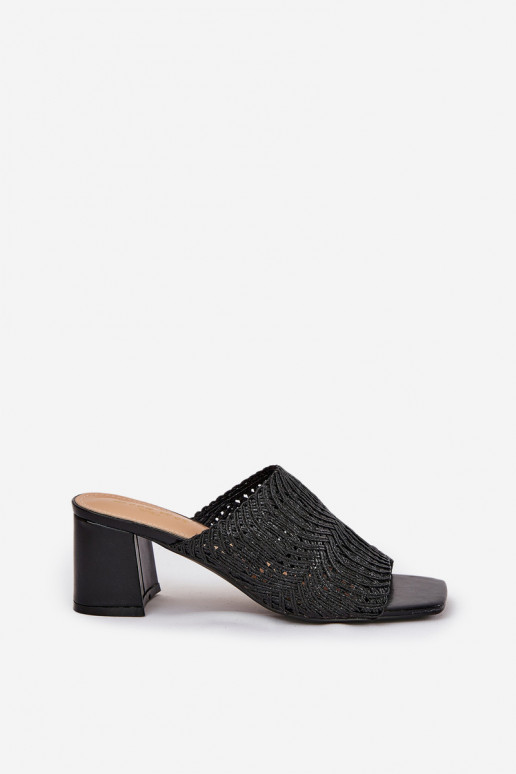 Pantoufles pour femmes Avec tresse avec des talons couleur noire Ciariloria Pantoufles pour femmes Avec tresse avec des talons couleur noire Ciariloria