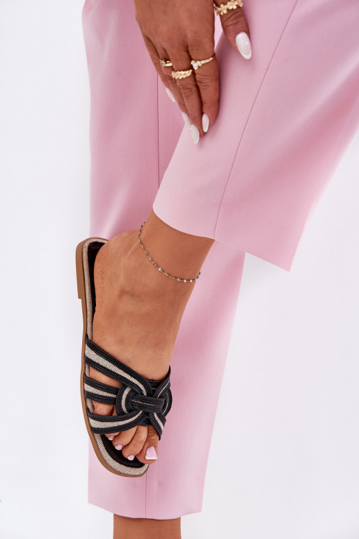 Chaussons Appartement pour femmes Z Przeplatającymi Się Paskami couleur noire Acimine Chaussons Appartement pour femmes Z Przeplatającymi Się Paskami couleur noire Acimine