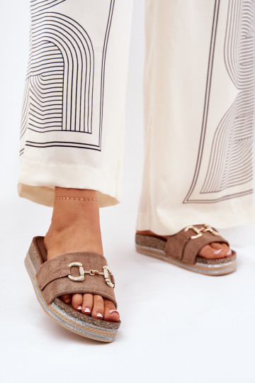 Dames slippers met plateau, gouden details en glitter in chaki kleur Morisela 2