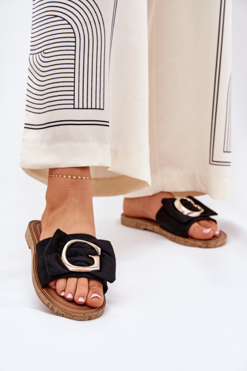 isocèle Pantoufles pour femmes Avec des décorations Detalem couleur noire Nellodra