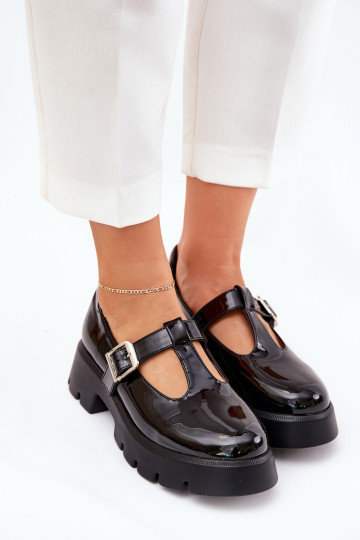 mit Lackeffekt Schuhe Feminin mit Schnallen mit einer Plattform Und flache Absätze schZuarze Farbe Venda