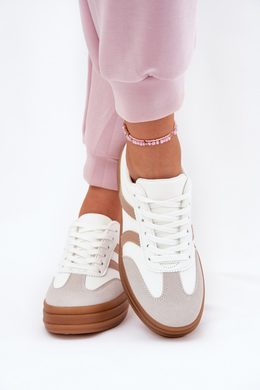 Chaussures modèle baskets Féminin avec une plateforme couleur blanche Tolianna