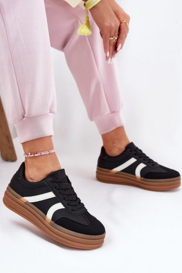 Sportieve schoenen met platform zwarte kleur