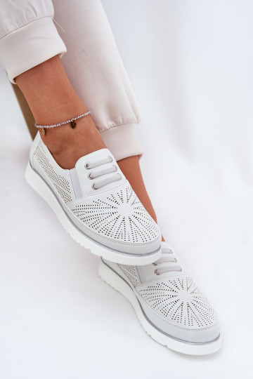 Schuhe Feminin Ein überzeugendes Stilvollll mit durchbrochenen Elementen Zueiße Farbe Azethia