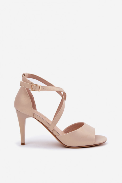 modische Sandalen mit dünnen Absätzen goldene Farbe Loressa modische Sandalen mit dünnen Absätzen goldene Farbe Loressa