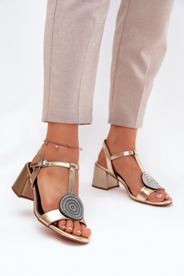 Damensandalen mit Absatz mit Ornamenten D&A JC51-842 goldene Farbe 2