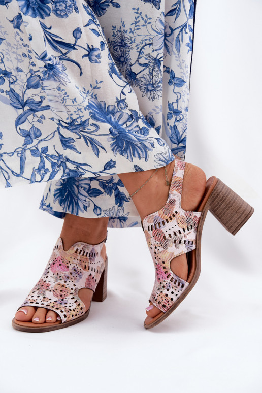 avec des éléments ajourés Sandales à talons hauts pour femme Couleurs différentes Tosine avec des éléments ajourés Sandales à talons hauts pour femme Couleurs différentes Tosine