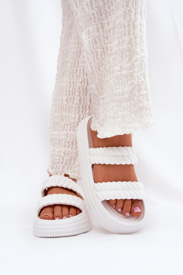 Witte dames lichte slippers met platform S.Barski ZK51-001