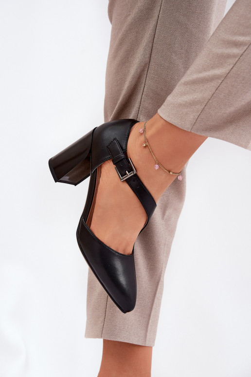 Peau Chaussures avec des talons avec boucles Vinceza 91133 couleur noire Peau Chaussures avec des talons avec boucles Vinceza 91133 couleur noire