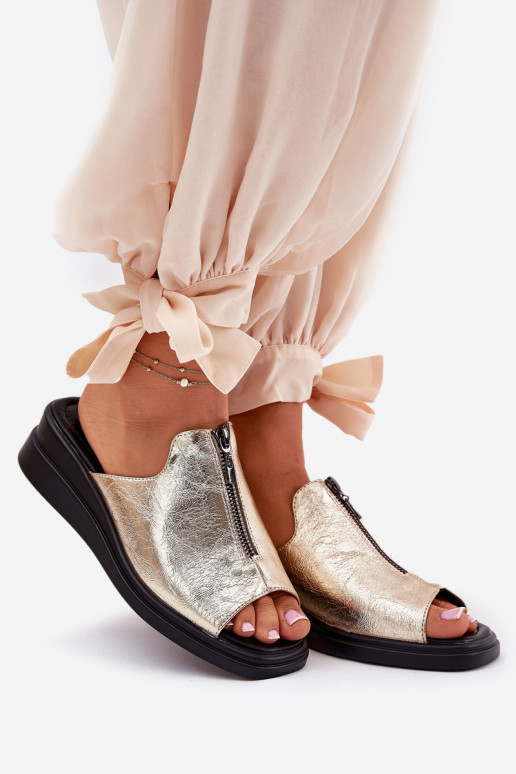 Pantoufles pour femmes Sur un coin avec fermetures éclair couleur dorée Irriva Pantoufles pour femmes Sur un coin avec fermetures éclair couleur dorée Irriva