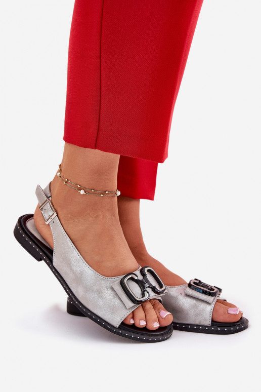 Flache Sandalen mit Ornamenten Eko Haut Silberfarbe Lilria