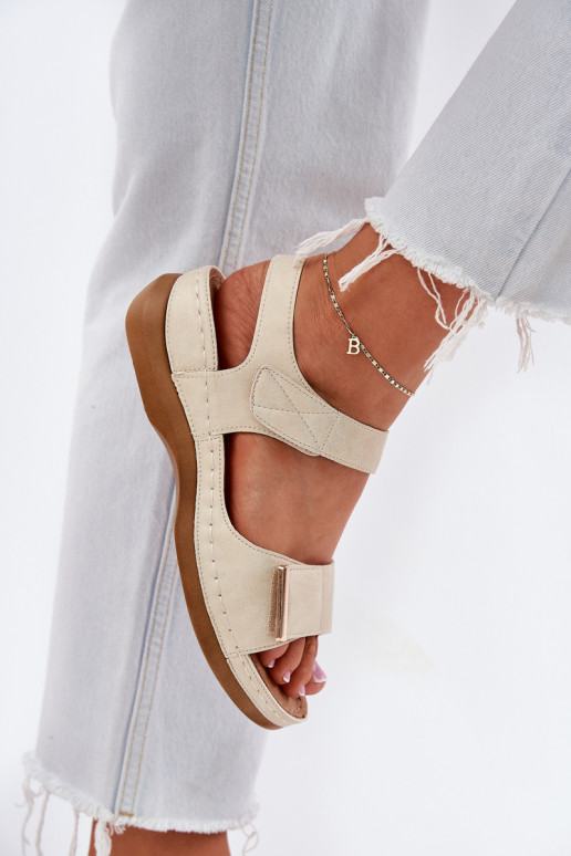 Bequeme Damensandalen mit Klebeverschlüssen goldene Farbe Iphiope Bequeme Damensandalen mit Klebeverschlüssen goldene Farbe Iphiope