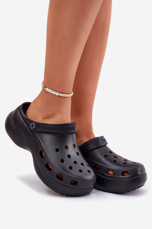 Pantoufles légères Pantoufles pour femmes avec des semelles massives à la mode Big Star RR274A118 couleur noire Pantoufles légères Pantoufles pour femmes avec des semelles massives à la mode Big Star RR274A118 couleur noire