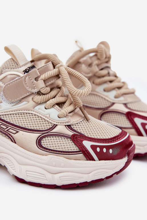 Chaussures modèle baskets Puéril Sur une semelle épaisse couleur dorée Xairana