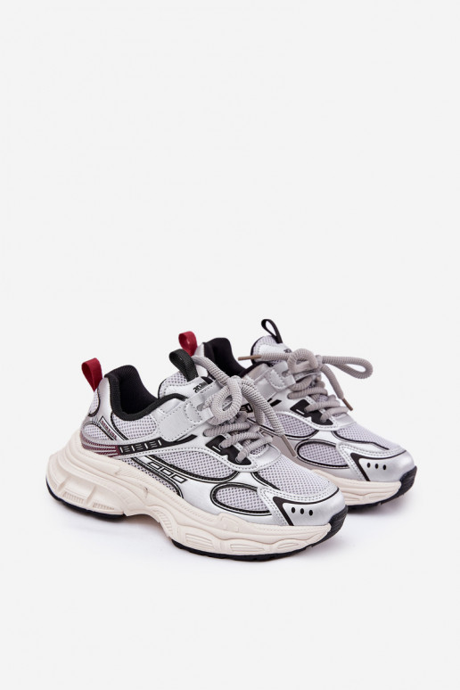 Chaussures modèle baskets Puéril Sur une semelle épaisse couleur argent Xairana