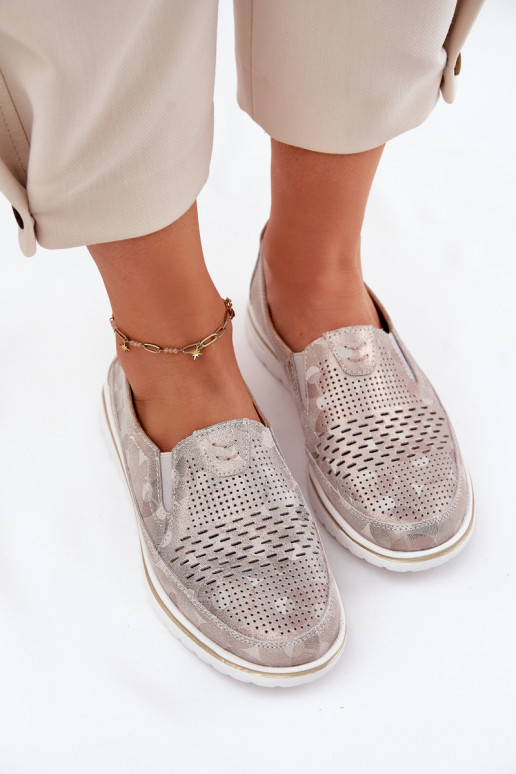 composé de chaussures en daim d'un modèle frappant de couleur beige-or Inez composé de chaussures en daim d'un modèle frappant de couleur beige-or Inez