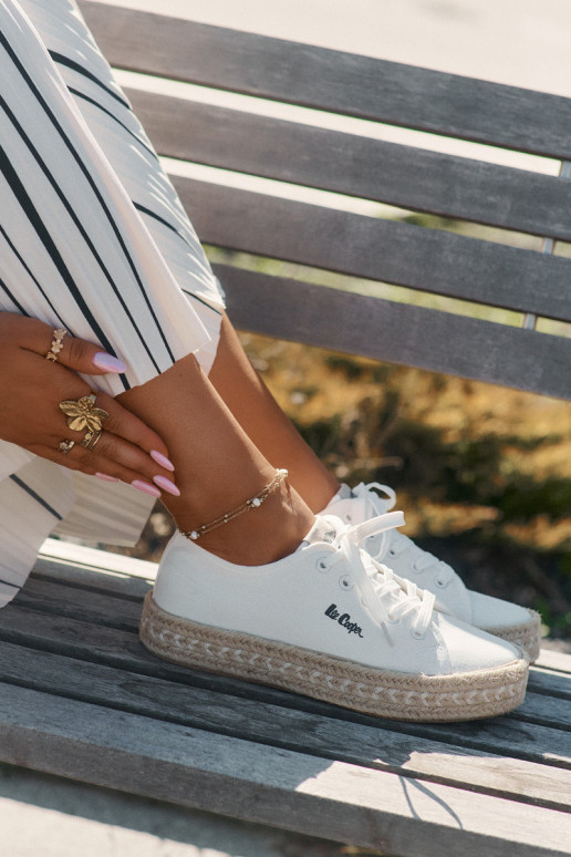 Chaussures de loisirs à lacets Lee Cooper LCIN-25-44-3217 blanches