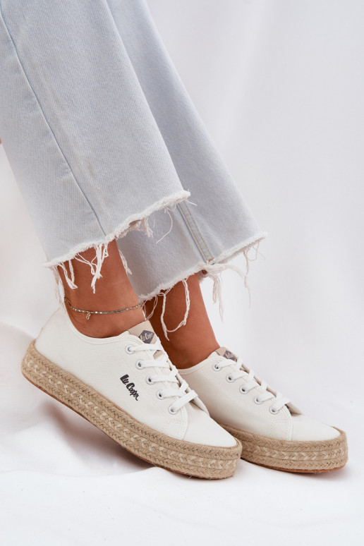 Casual schoenen met veters Lee Cooper LCIN-25-44-3217 in wit