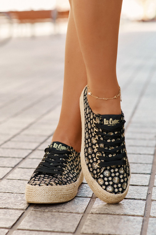 Chaussures de loisirs à motif avec plateforme Lee Cooper LCIN-25-08-3647L noires