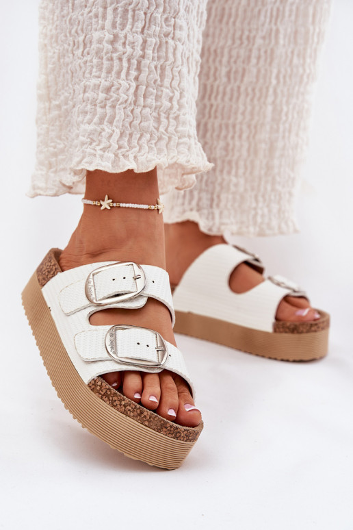 Damespantoffels Platformie met gespen Lee Cooper LCIN-25-35-3496L Initte kleur