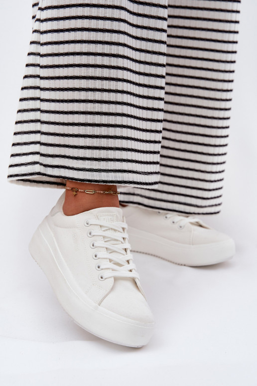 Chaussures de loisirs avec une plateforme Big Star RR274463 couleur blanche  Chaussures de loisirs avec une plateforme Big Star RR274463 couleur blanche