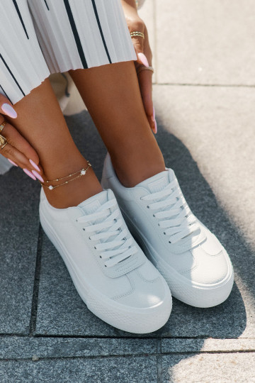 Chaussures de loisirs avec une plateforme Big Star RR274337 couleur blanche