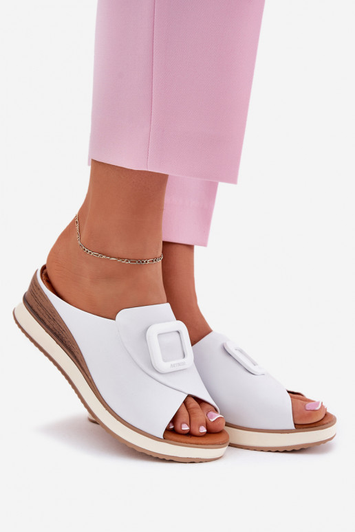 Chaussons en cuir véritable avec plateforme Artiker 56C2144 couleur blanche Chaussons en cuir véritable avec plateforme Artiker 56C2144 couleur blanche