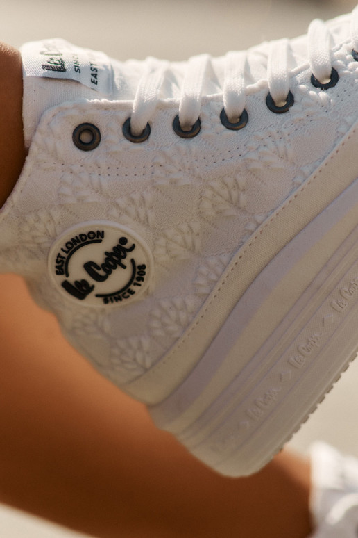 Chaussures de loisirs avec une plateforme Lee Cooper LCDANS-25-44-3209L Biale