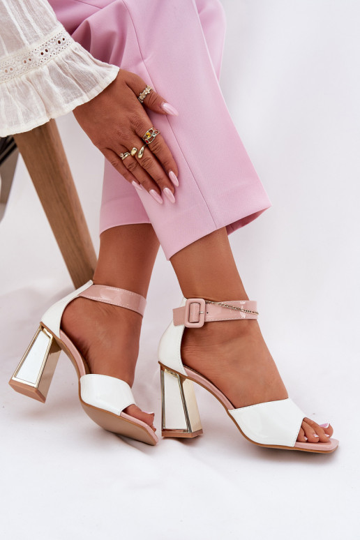 Gelakte sandalen voor dames met hakken Vinceza 20266 Initte kleur