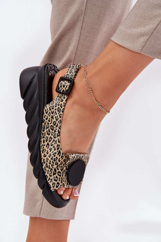 Sandalen Z Ermöglichtturalnej Skóry Auf einem Keil Artiker 56C2186 mit Leopardenfellmuster Sandalen Z Ermöglichtturalnej Skóry Auf einem Keil Artiker 56C2186 mit Leopardenfellmuster