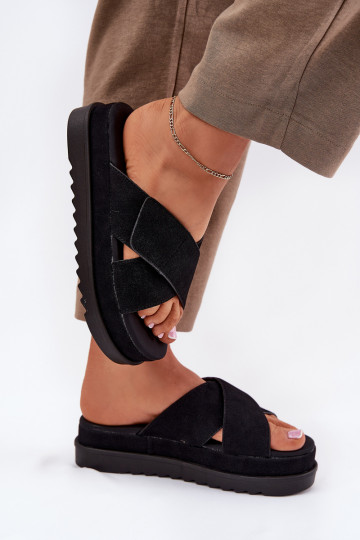 Dames slippers met platform en gekruiste bandjes, zwarte kleur, "Rinasara"