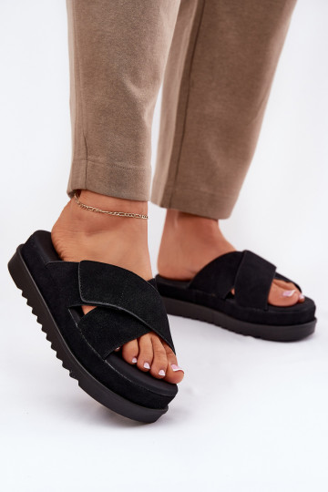 Chaussons féminins à plateforme avec des lanières entrecroisées, couleur noire, « Rinasara » 2