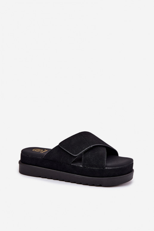 Pantoufles pour femmes avec une plateforme Z Przeplatającymi Się Paskami couleur noire Rinasara Pantoufles pour femmes avec une plateforme Z Przeplatającymi Się Paskami couleur noire Rinasara