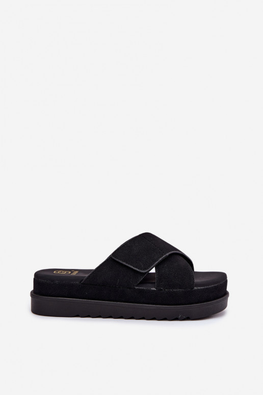 Pantoufles pour femmes avec une plateforme Z Przeplatającymi Się Paskami couleur noire Rinasara Pantoufles pour femmes avec une plateforme Z Przeplatającymi Się Paskami couleur noire Rinasara