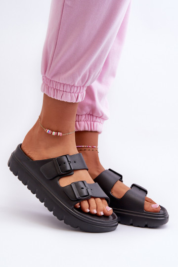 Chaussons femme avec mousse avec une plateforme couleur noire Melorea 2