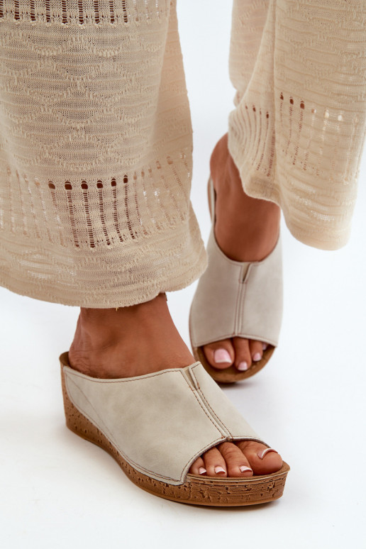 Pantoufles confortables pour femmes Sur un coin Inblu NG000002 beige Pantoufles confortables pour femmes Sur un coin Inblu NG000002 beige