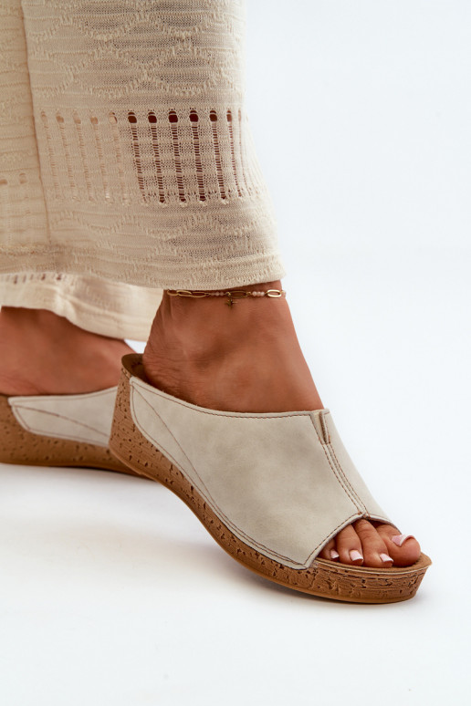 Pantoufles confortables pour femmes Sur un coin Inblu NG000002 beige Pantoufles confortables pour femmes Sur un coin Inblu NG000002 beige