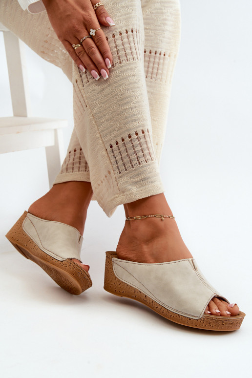 Pantoufles confortables pour femmes Sur un coin Inblu NG000002 beige Pantoufles confortables pour femmes Sur un coin Inblu NG000002 beige