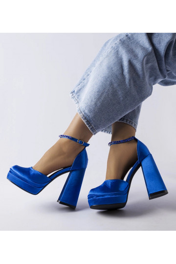 Talons hauts bleus, « Elida »