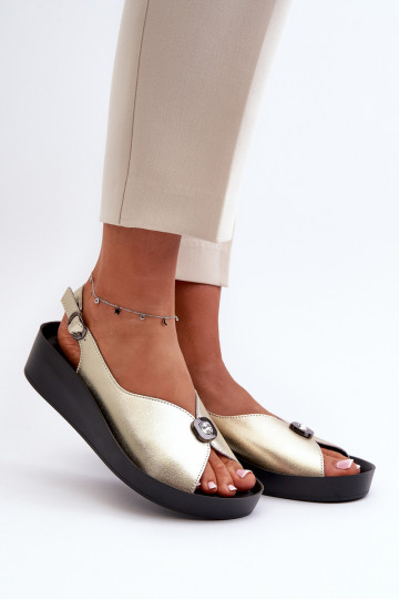 Damensandalen Feminin Auf einem Keil und Plattform S.Barski KV27-020 goldene Farbe 2