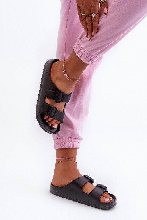 Chaussons femme avec mousse avec boucles couleur noire Luciene